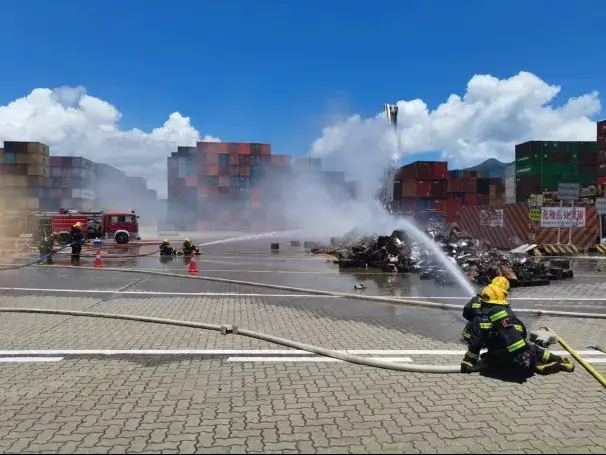 lithium batteries burned in yantian port